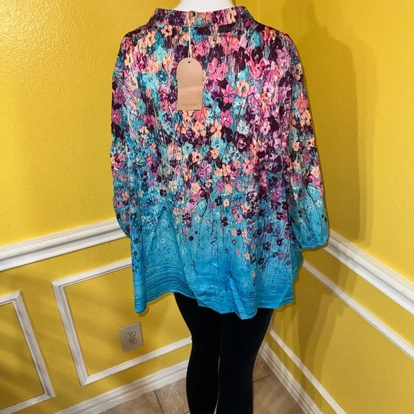 Lucky Brand Blue and Pink Floral Blouse - Picture 3 of 8